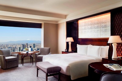 TheRitz-Carlton,Tokyo-DeluxeRoom-01